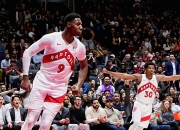 76人狂砍西亚卡姆分，连续三场30+迎来新赛季高光！的简单介绍